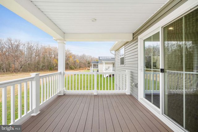 11260 EMERALD DR, King George, VA 22485