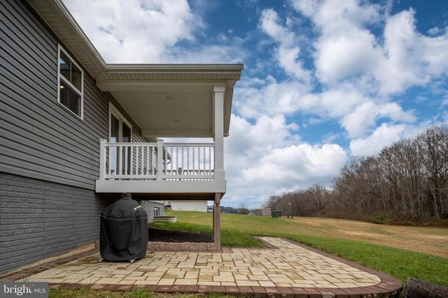 11260 EMERALD DR, King George, VA 22485