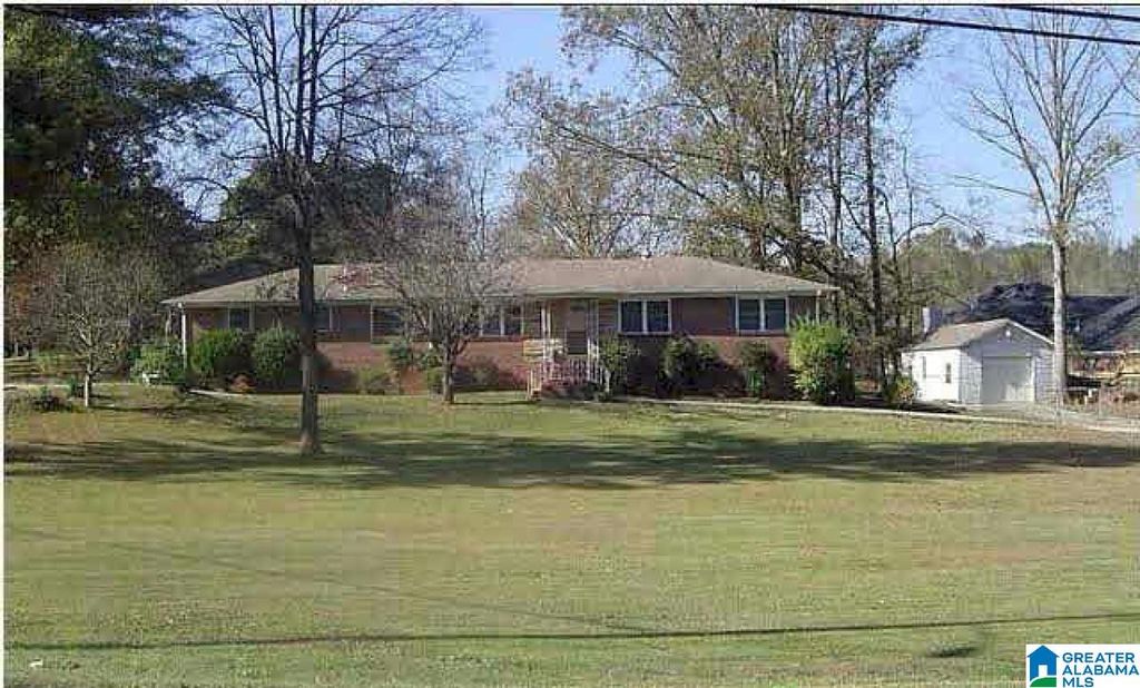 7220 ROWAN ROAD, Leeds, AL 35094