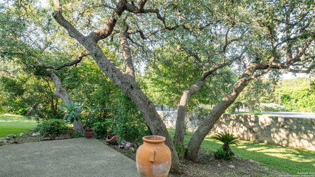 22 ROYAL GARDENS DR, San Antonio, TX 78248