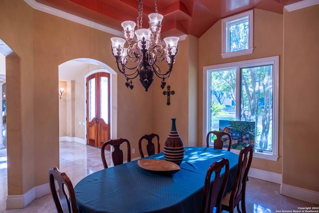 22 ROYAL GARDENS DR, San Antonio, TX 78248