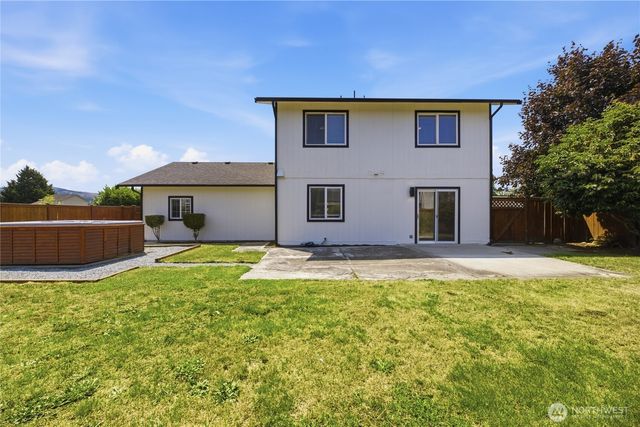 317 Icey Street SW, Orting, WA 98360