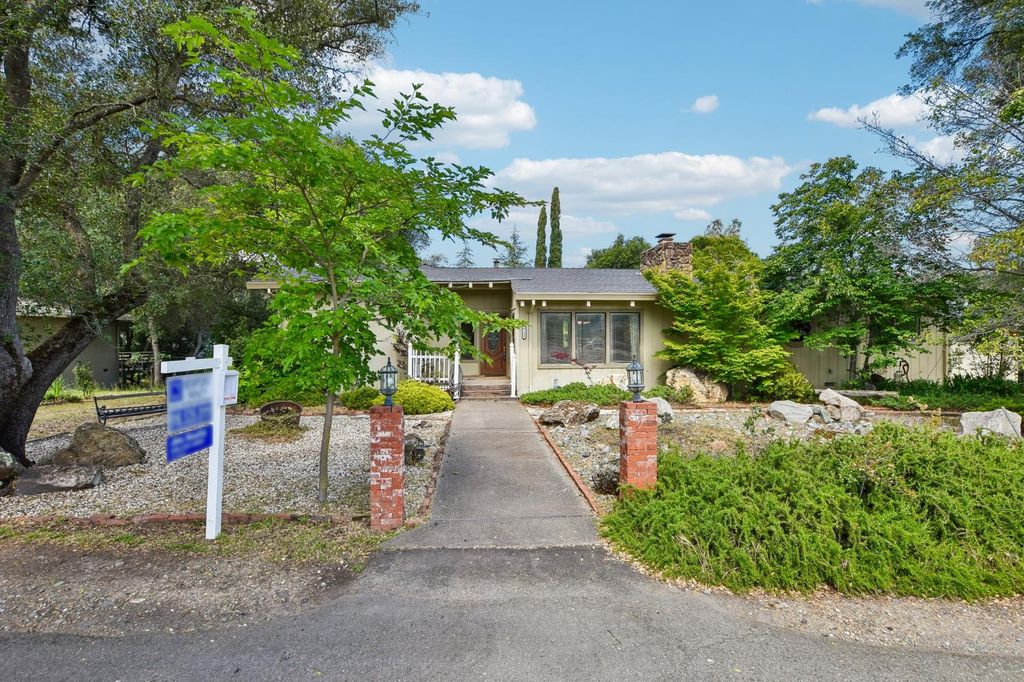 6180 Rustic Hills Dr, Rocklin, CA 95677