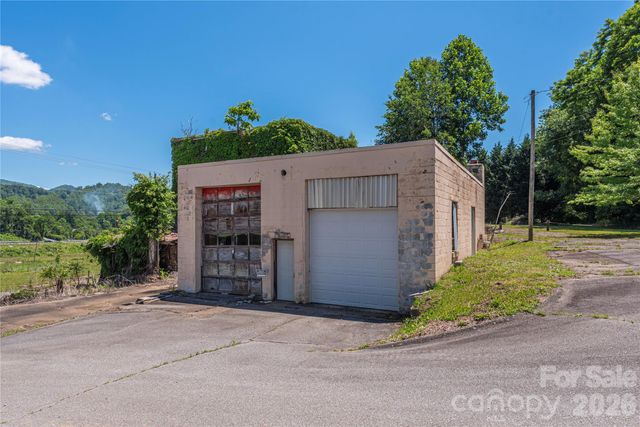 23 Providence Place, Waynesville, NC 28786