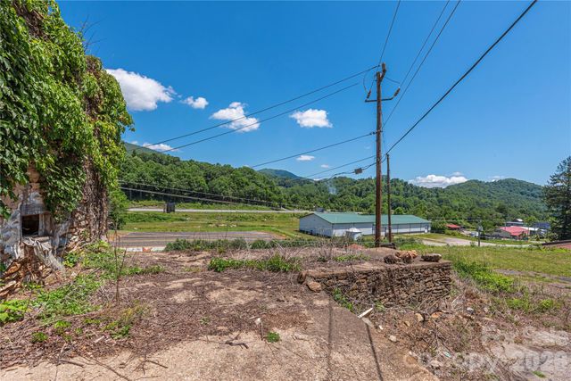 23 Providence Place, Waynesville, NC 28786