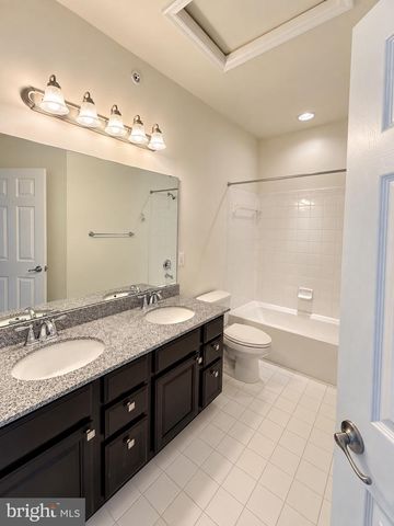 7324 BRUNSON CIR, Gainesville, VA 20155