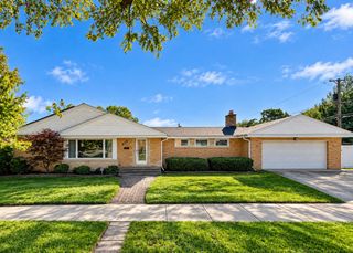 9044 Linder Avenue, Morton Grove, IL 60053
