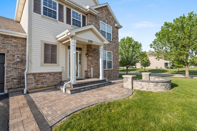 230 Liszka Lane, Oswego, IL 60543