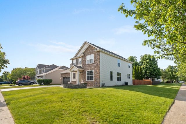 230 Liszka Lane, Oswego, IL 60543