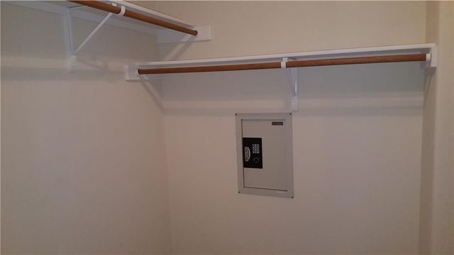 2100 Pipers Field DR 46, Austin, TX 78758