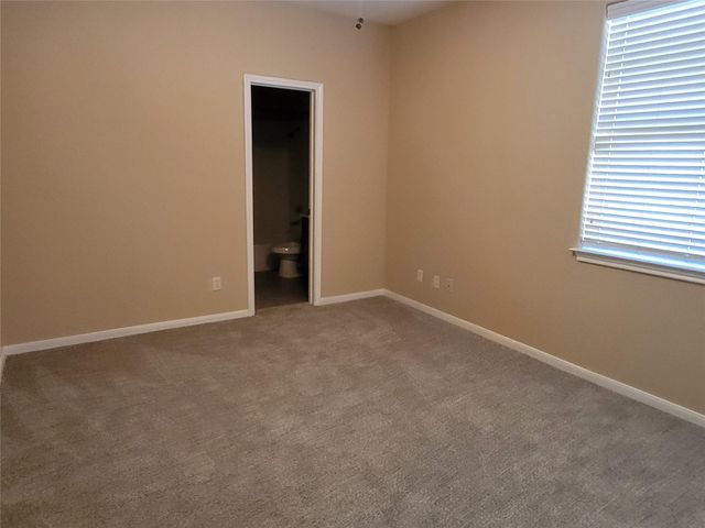 2100 Pipers Field DR 46, Austin, TX 78758