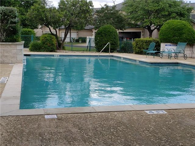 2100 Pipers Field DR 46, Austin, TX 78758