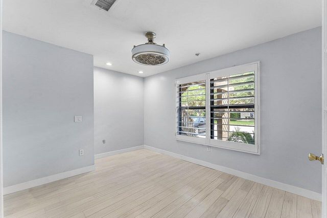13095 BELHAVEN Court 5, Wellington, FL 33414