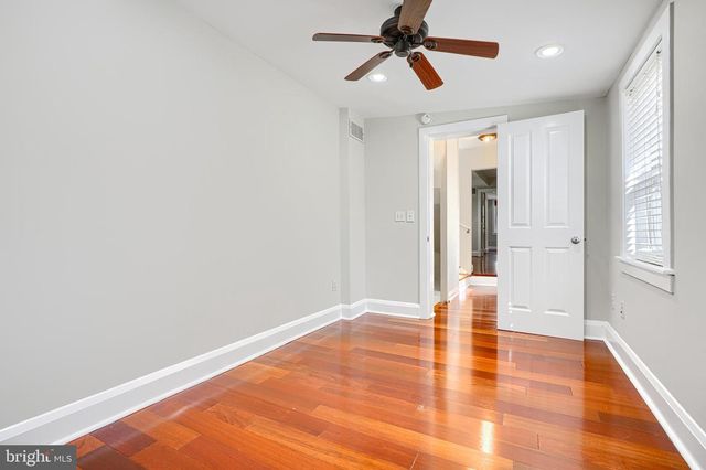 109 E WEST ST, Baltimore, MD 21230