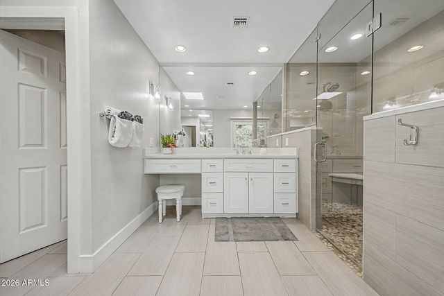 5402 E LAUREL Lane, Scottsdale, AZ 85254