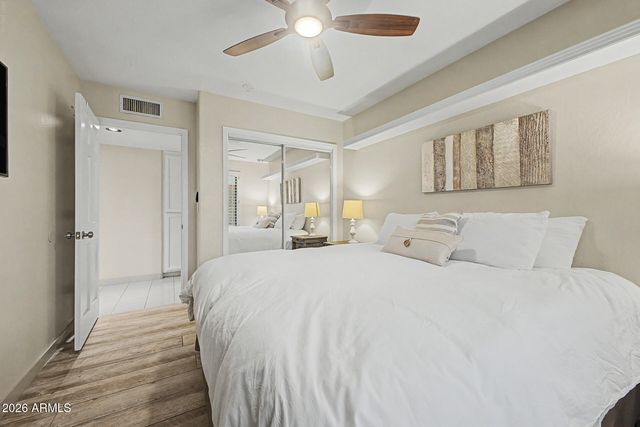 5402 E LAUREL Lane, Scottsdale, AZ 85254