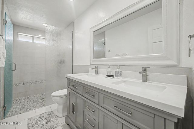 5402 E LAUREL Lane, Scottsdale, AZ 85254