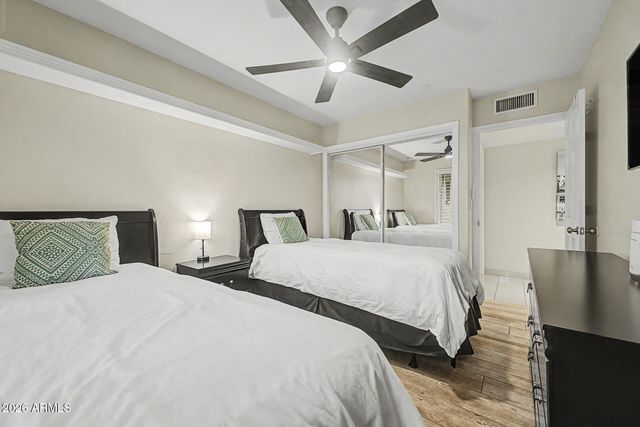 5402 E LAUREL Lane, Scottsdale, AZ 85254
