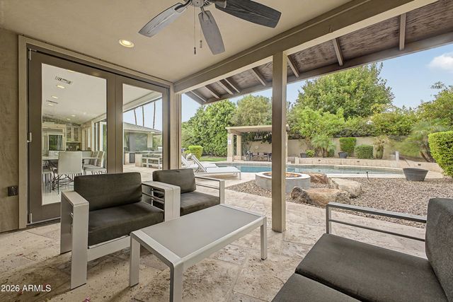 5402 E LAUREL Lane, Scottsdale, AZ 85254