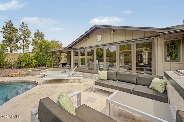 5402 E LAUREL Lane, Scottsdale, AZ 85254