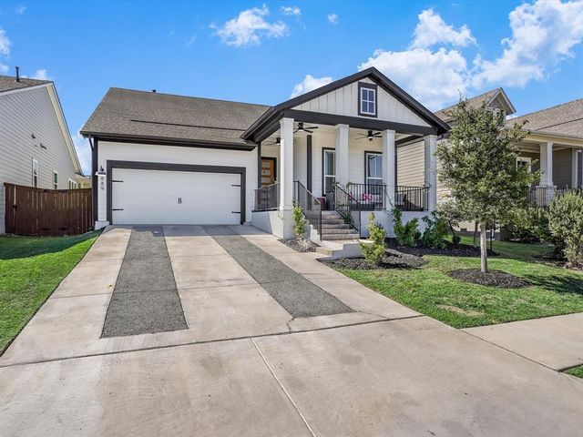 889 Hazy Hills LOOP, Dripping Springs, TX 78620