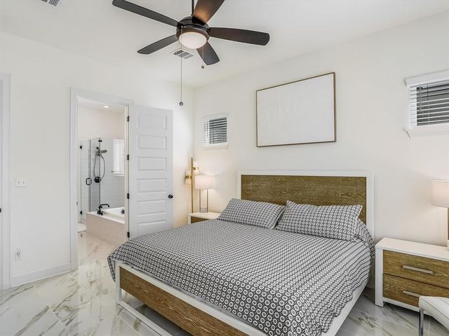 889 Hazy Hills LOOP, Dripping Springs, TX 78620