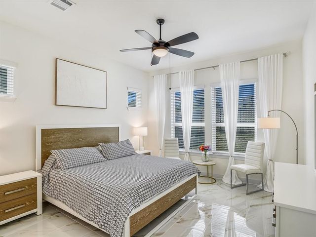 889 Hazy Hills LOOP, Dripping Springs, TX 78620