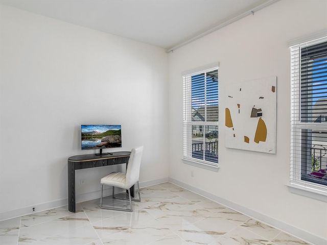 889 Hazy Hills LOOP, Dripping Springs, TX 78620