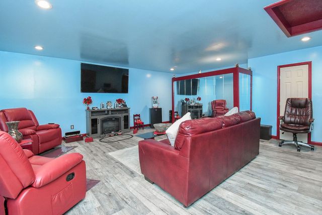 906 Corydon Drive, Houston, TX 77336