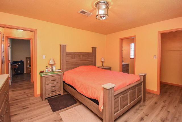 906 Corydon Drive, Houston, TX 77336