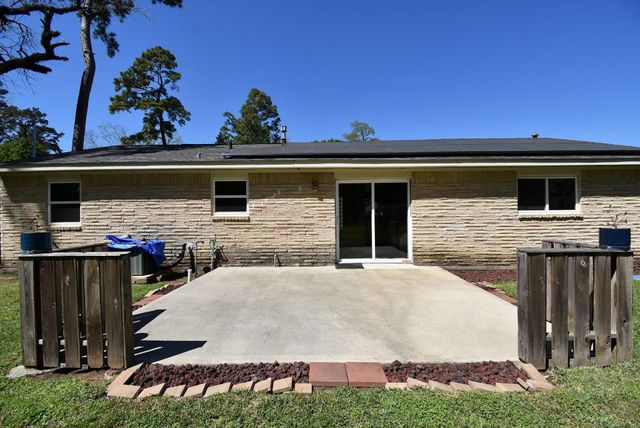 906 Corydon Drive, Houston, TX 77336