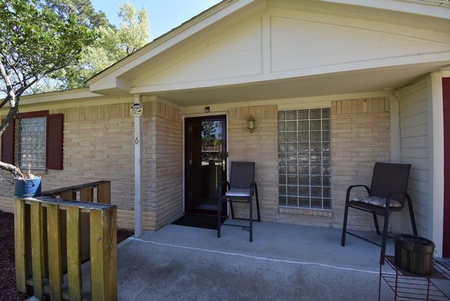 906 Corydon Drive, Houston, TX 77336