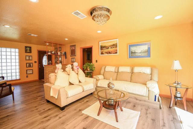 906 Corydon Drive, Houston, TX 77336