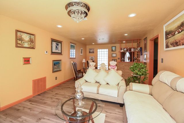 906 Corydon Drive, Houston, TX 77336