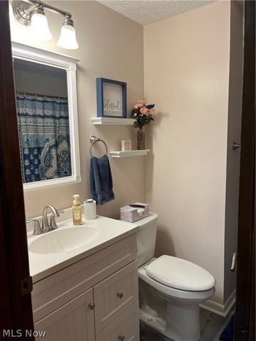 7716 Cheryl Lane NW, Massillon, OH 44646