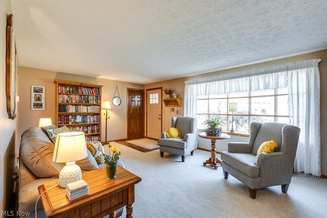 7716 Cheryl Lane NW, Massillon, OH 44646