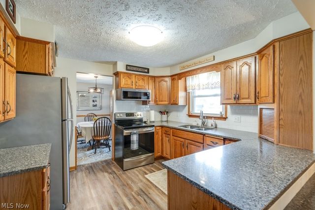 7716 Cheryl Lane NW, Massillon, OH 44646