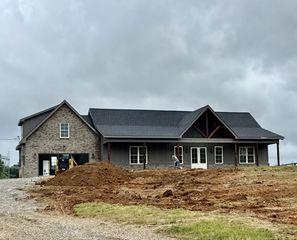 237 Burns Road, Shelbyville, TN 37160