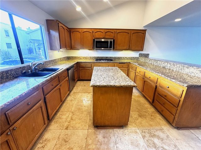 4226 Don Carlos Drive, Los Angeles, CA 90008