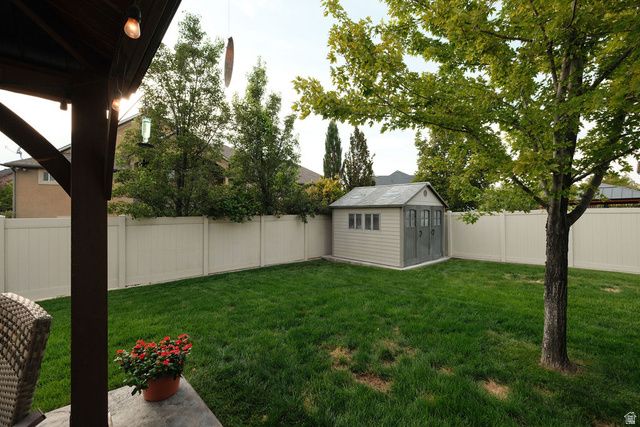 1806 S 3525 W CIR, Syracuse, UT 84075