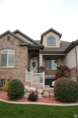 1806 S 3525 W CIR, Syracuse, UT 84075