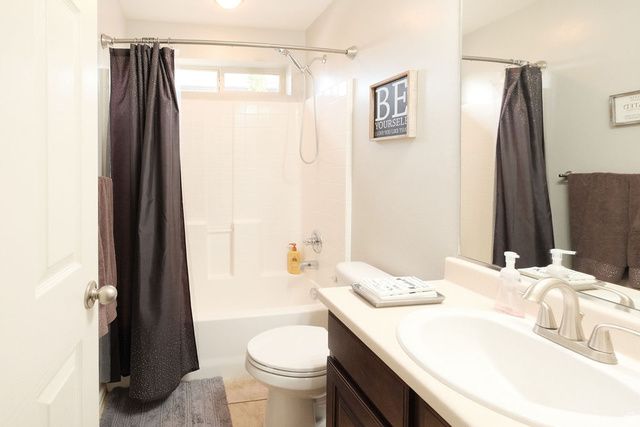 1806 S 3525 W CIR, Syracuse, UT 84075