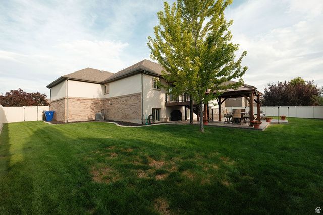 1806 S 3525 W CIR, Syracuse, UT 84075