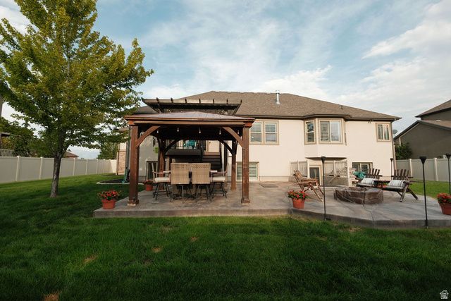 1806 S 3525 W CIR, Syracuse, UT 84075