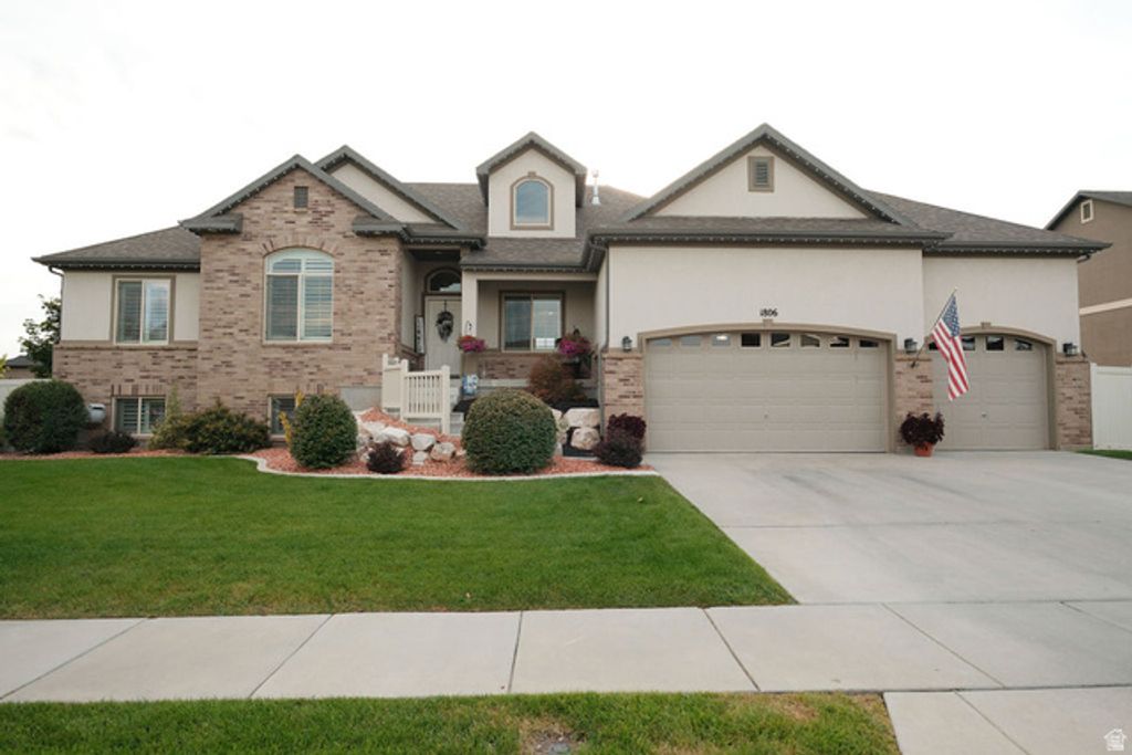 1806 S 3525 W CIR, Syracuse, UT 84075