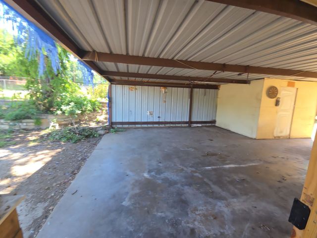 609 Bryan Street, Weatherford, TX 76086