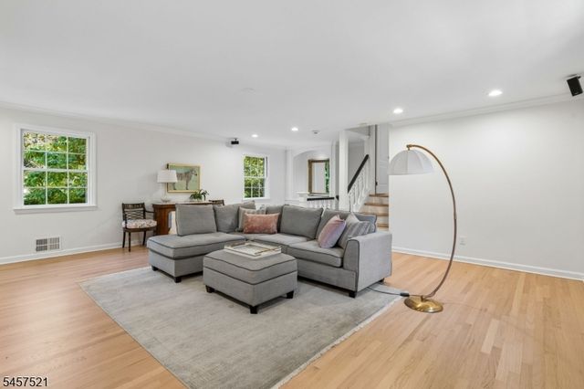 123 Green Ave, Madison Boro, NJ 07940