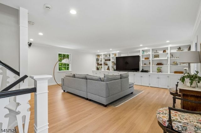 123 Green Ave, Madison Boro, NJ 07940