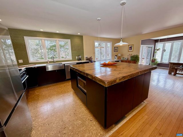 104 WILSON CT, Charlottesville, VA 22901