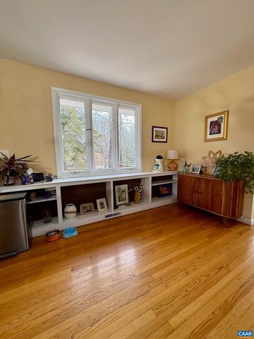 104 WILSON CT, Charlottesville, VA 22901